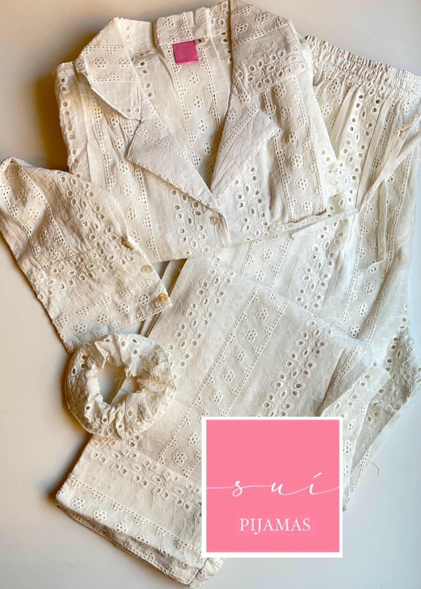 Pijama Crema SUI Broderie