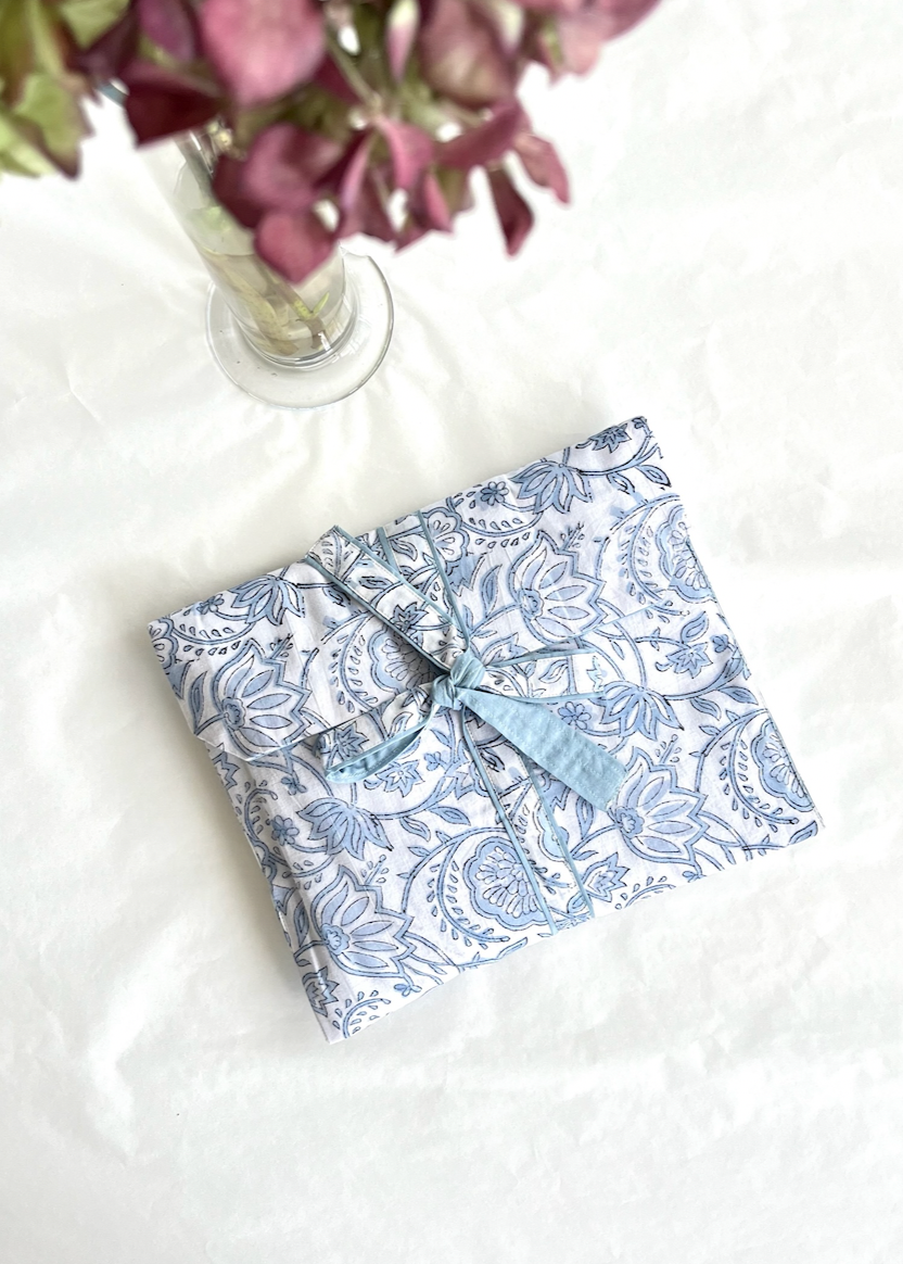 CAMISOLA SUI 2025 / BLANCA CELESTE FLORES