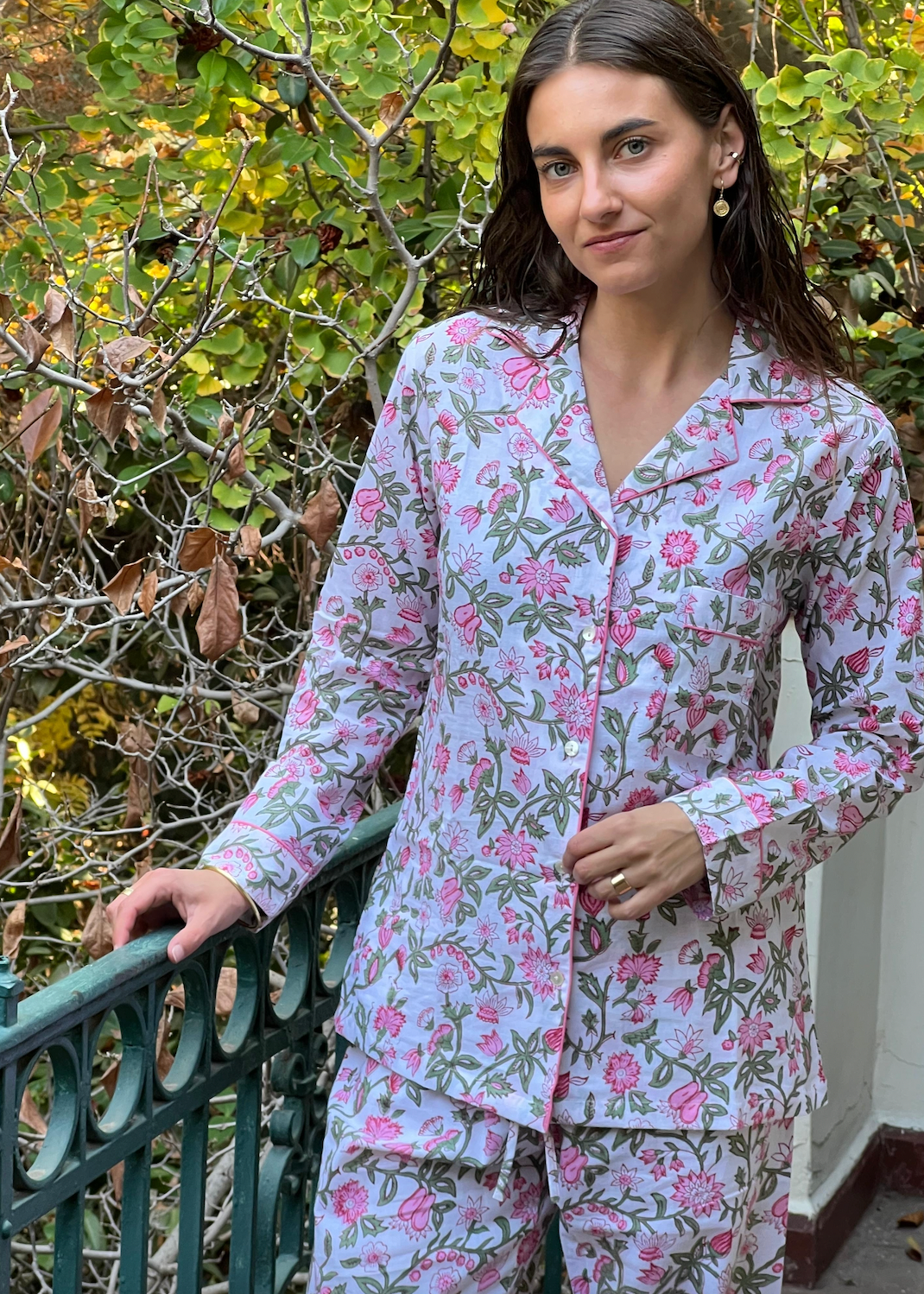 PIJAMA SUI 2025 / BLANCO / ROSA / VERDE