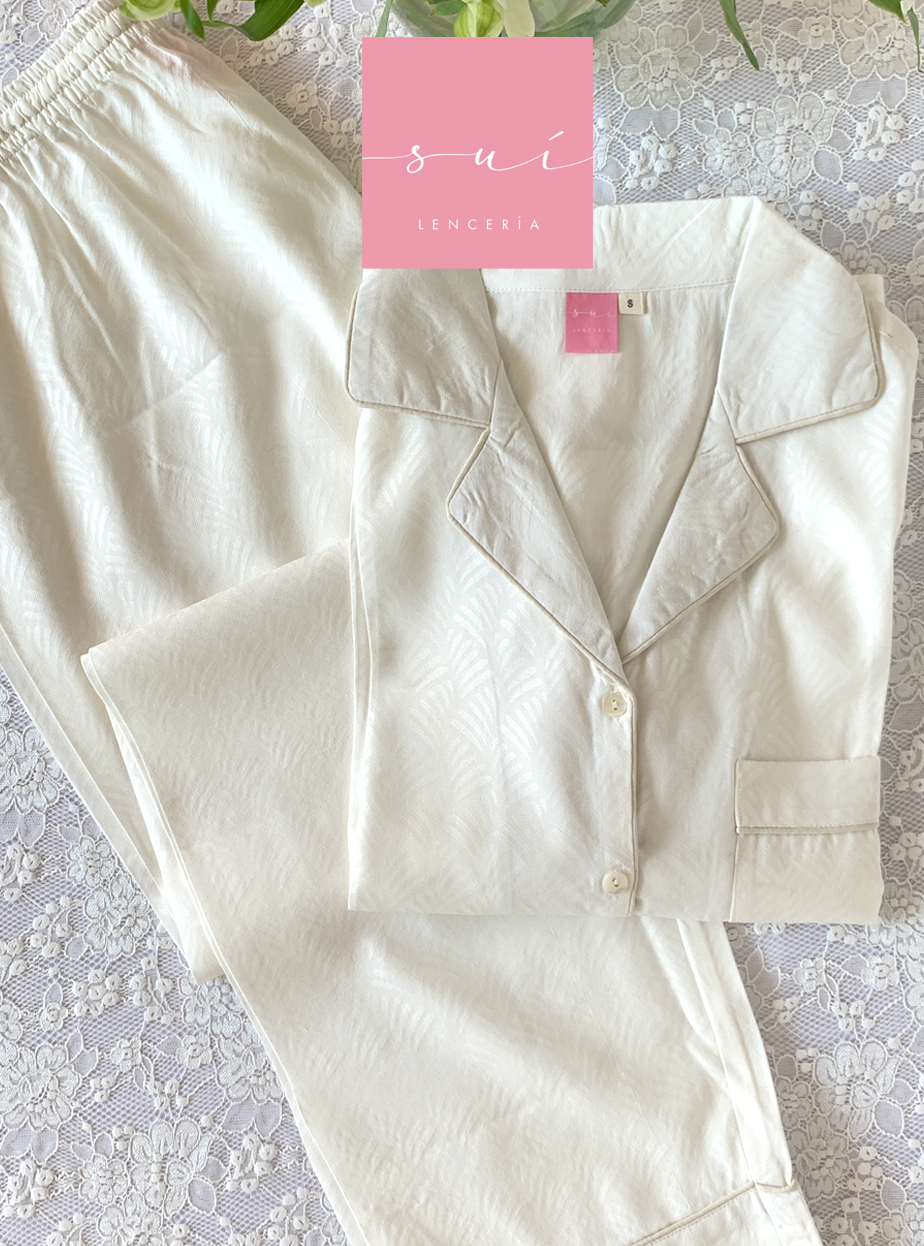 PIJAMA CREMA ABANICO