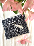 PIJAMA PANTALON MANGA LARGA NEGRO FLORES BLANCAS